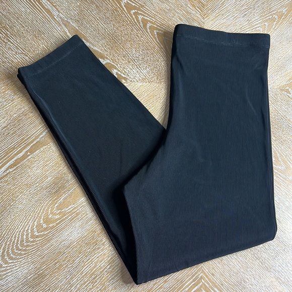 LEGGIADRO Black Ribbed Leggings 3 (M) - Picture 2 of 8